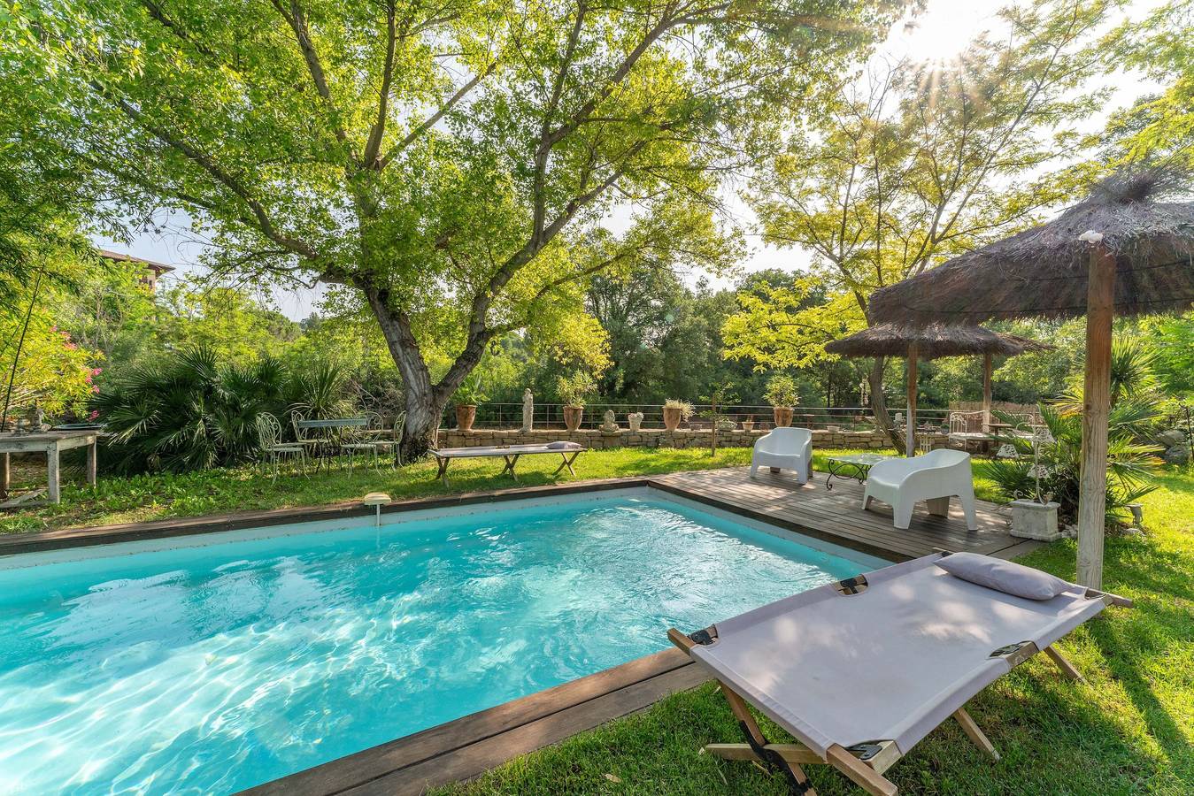 Villa 'Plein Coeur Du Luberon' with Private Pool, Private Terrace and Wi-Fi in Apt, Parc naturel régional du Luberon