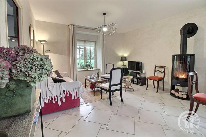 Gîte pour 4 personnes, avec Jardin à Corseul - 3