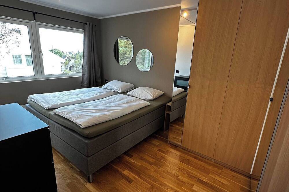 Hel lejlighed, Bright Apartment with Patio and Garden in Kristiansand