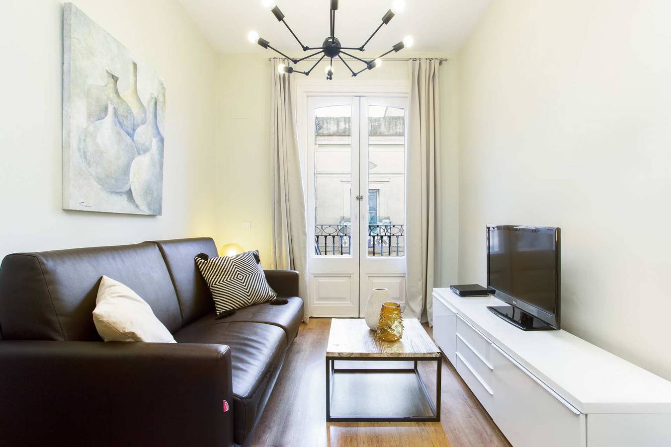 Apartamento entero, Apartamento de vacaciones para 4 personas con jardín in Centro Barcelona, Barcelona