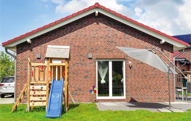 Ferienhaus für 8 Personen, mit Terrasse und Sauna in Boiensdorf