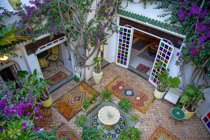 Maison d’hôte pour 2 personnes, avec terrasse ainsi que jardin et vue