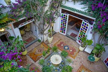 Maison d’hôte pour 2 personnes, avec terrasse ainsi que vue et jardin dans Asilah