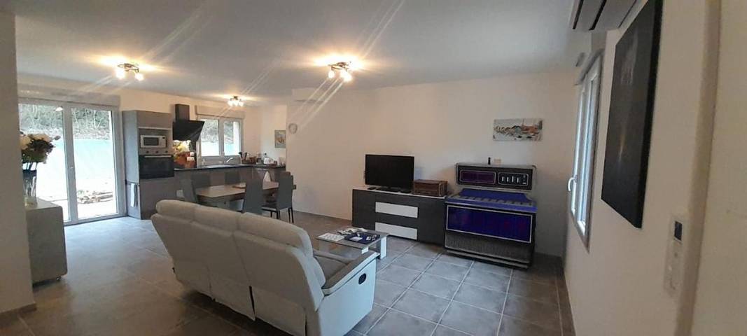 Maison de vacances pour 6 personnes, avec terrasse et jardin