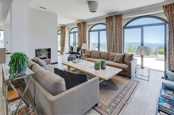 Location de vacances pour 8 personnes, avec terrasse et jardin à Grasse - 3