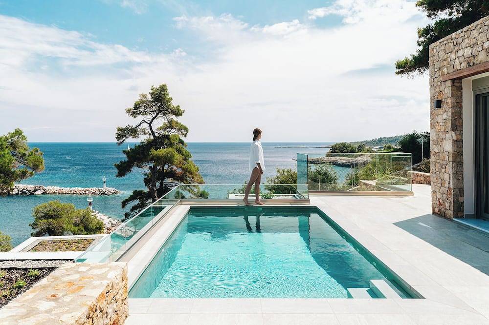 Ocean-front villa, private pool in Alonissos island, Greece. Panoramic sea view. in Alonissos