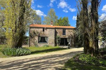 Gîte pour 5 personnes, avec jardin, animaux acceptés à Mauves-sur-Loire