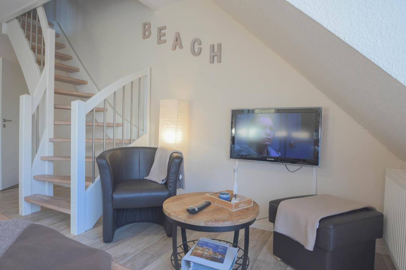 Appartement entier, Komfortable Ferienwohnung mit Balkon und Garten in Norddeich in Norddeich, Norden et ses environs