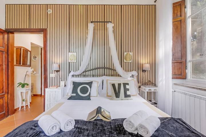 Apartamento entero, Romantic Apt Jacuzzi,Private Garden & Pet Friendly in Lucca, Colline Lucchesi