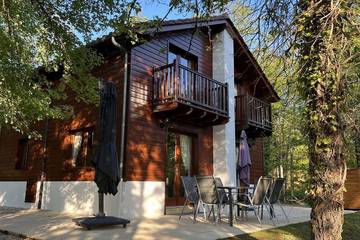 Maison de campagne pour 6 personnes, avec jardin, animaux acceptés à Lachapelle-Auzac