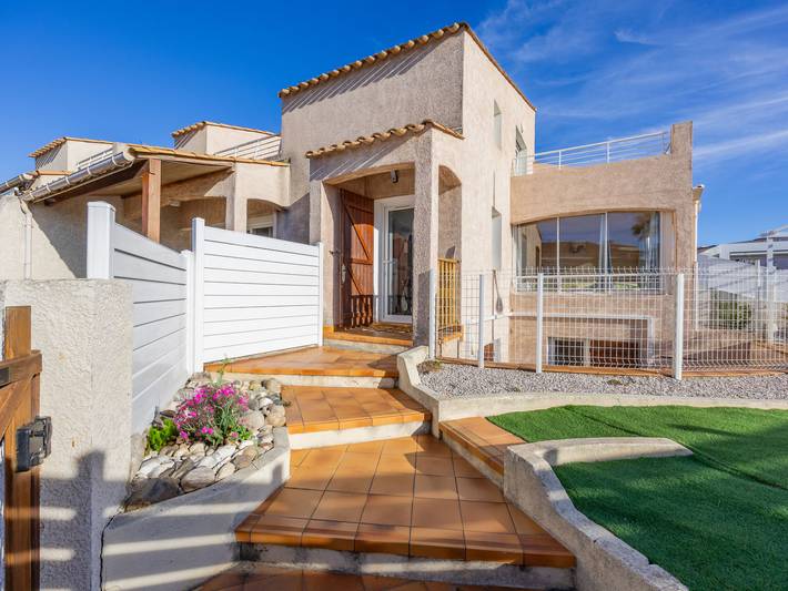 Location de vacances pour 8 personnes, avec terrasse et jardin dans Plage Rochelongue - 2