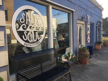 Vacation House for 9 Guests in Bay St. Louis, Mississippi Gulf Coast, Picture 1