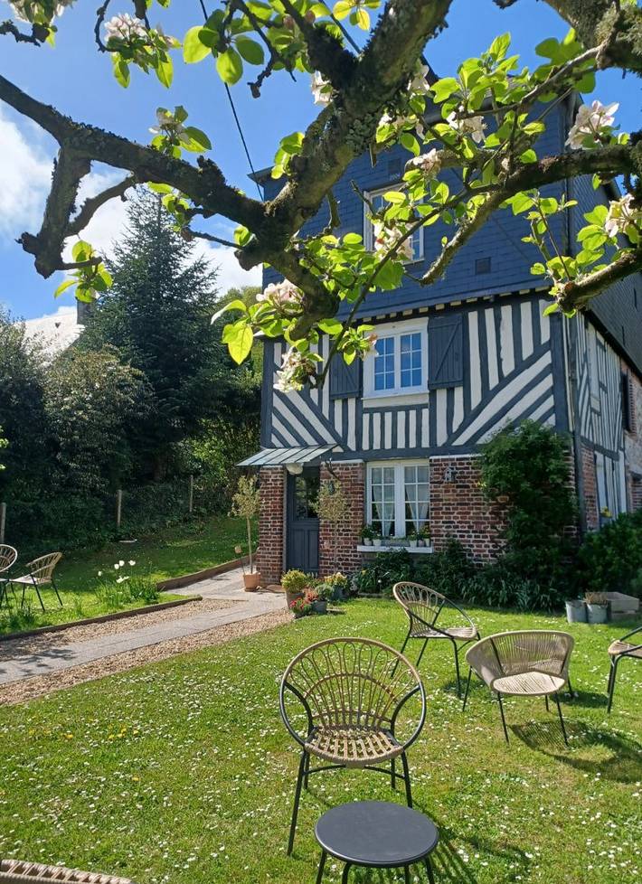 Chambre d’hôte pour 4 personnes, avec jardin dans le Calvados - 2