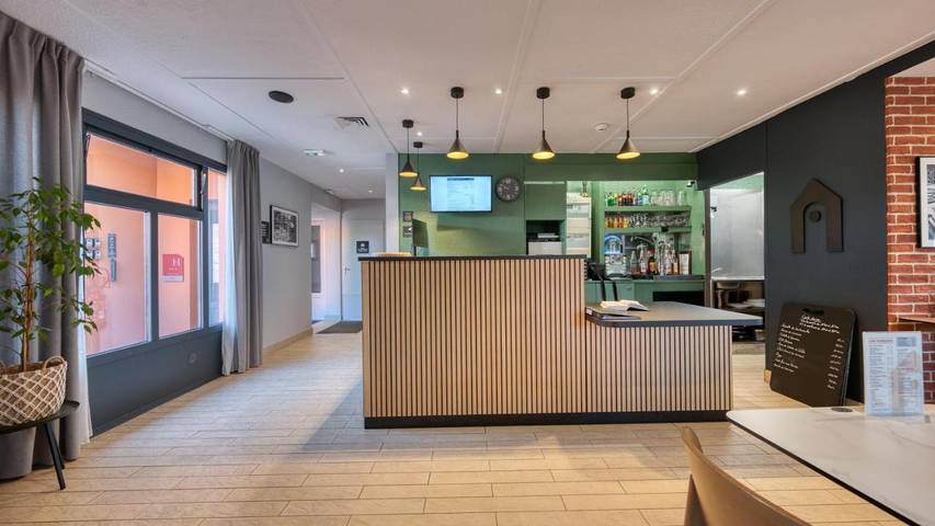 Hôtel pour 2 personnes, avec terrasse dans Lomme - 4