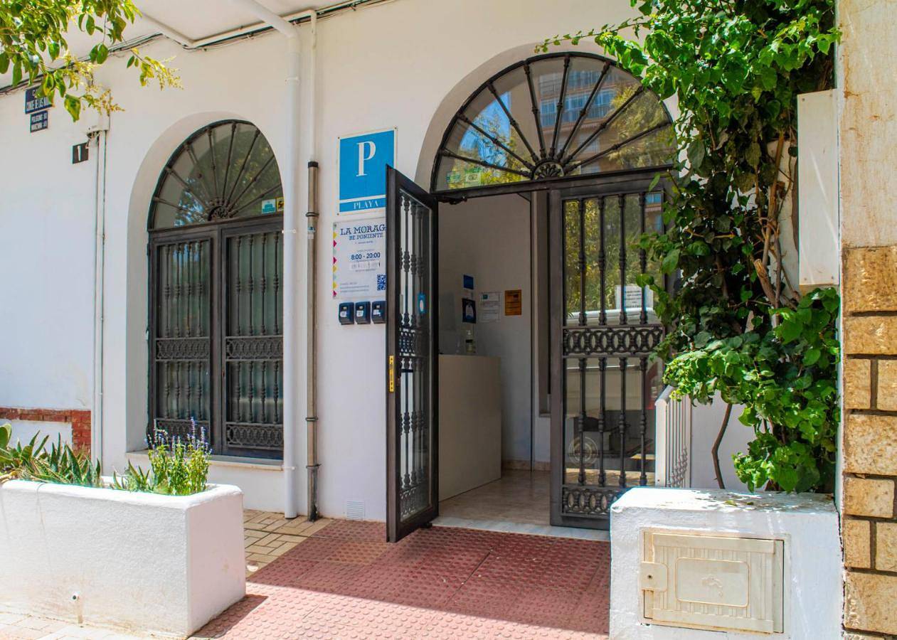 La Moraga de Poniente Malaga Hostel in Villa Cristina, Malaga