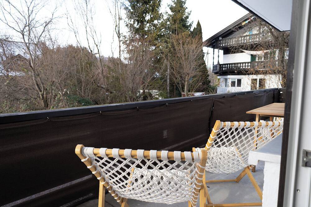 Ganze Wohnung, ღliboria | Eschenlohe helle Bergblick Wohnung in Eschenlohe, Bayerische Alpen