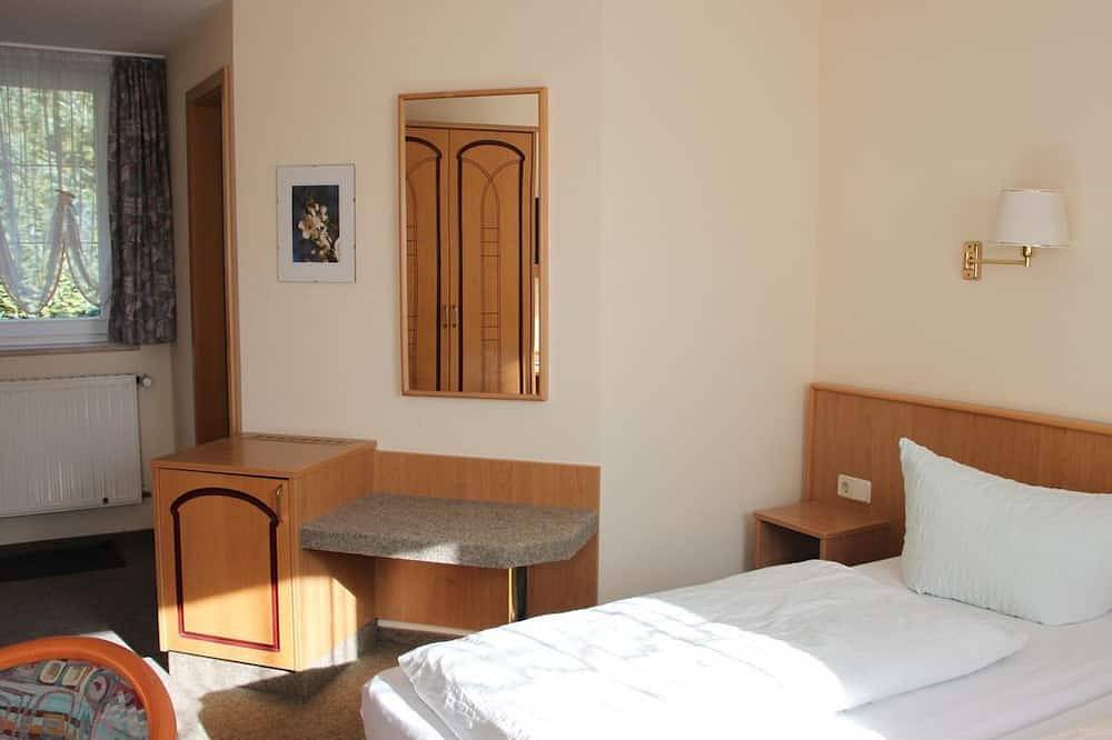 Doppelzimmer 6, Dusche, Wc - Pension & Restaurant Gockescher Hahn in Pöhl, Chemnitz und Umgebung