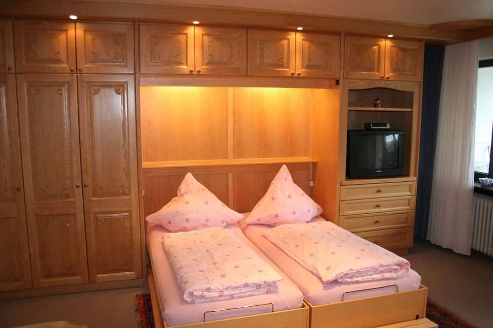 Ganze Wohnung, Appartement 44 qm für 1-2 Personen mit Balkon und Blick auf die Berge in Bad Reichenhall, Berchtesgadener Alpen