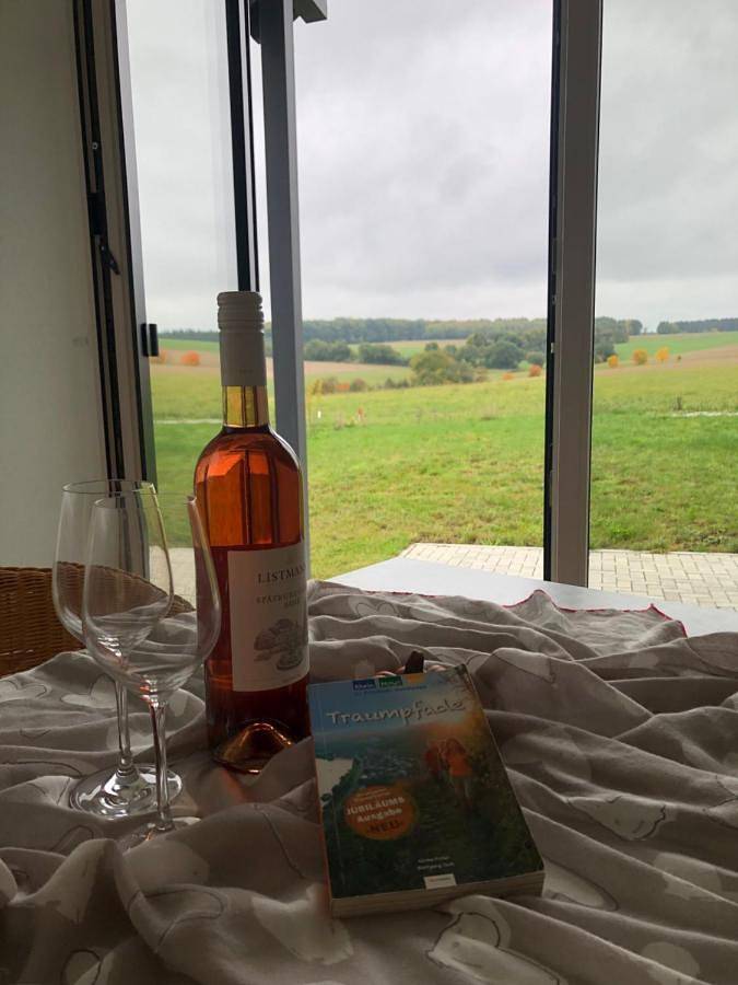 Ferienwohnung für 2 Personen, mit Terrasse und Garten sowie Ausblick