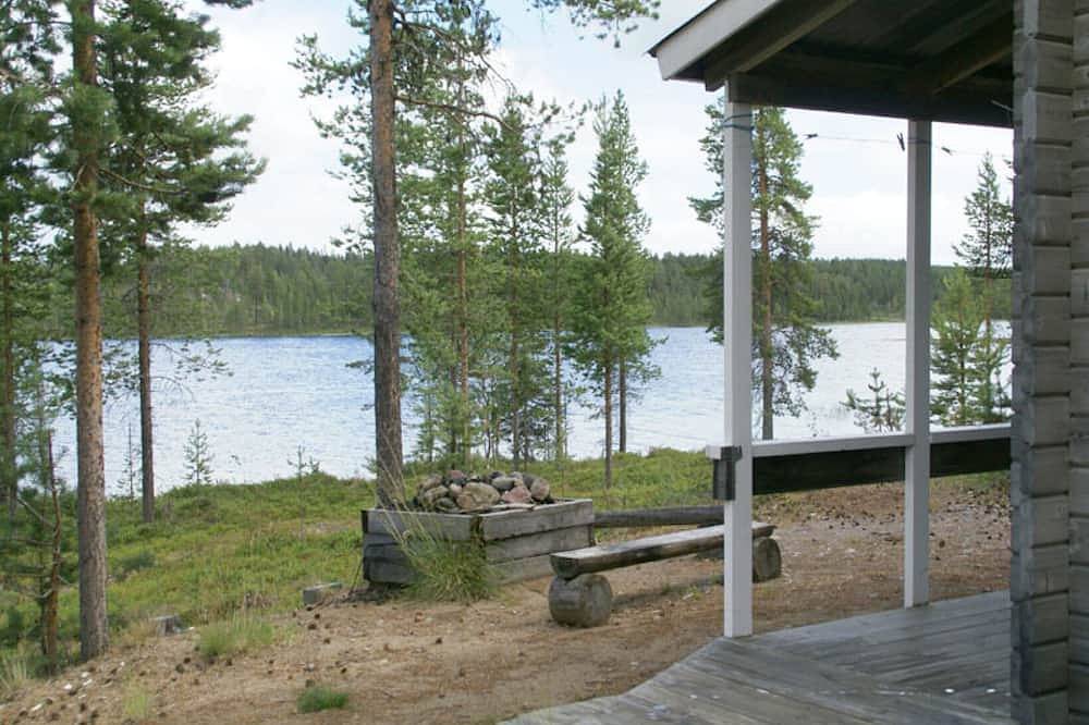 Urlaub im Blaubeerwald am See mit Boot in Lappland (Schweden)