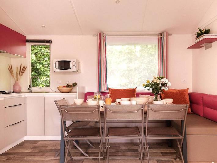 Mobil home pour 8 personnes, avec terrasse et bassin pour enfant à Landevieille - 3