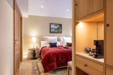 Hôtel pour 4 personnes, avec sauna ainsi que terrasse et vue, animaux acceptés à Châteauneuf-du-Pape