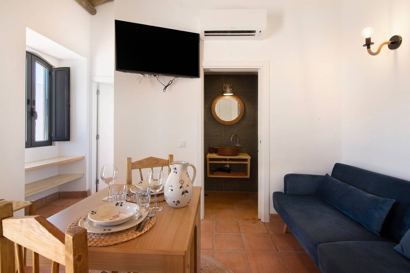 Entire apartment, Apartment 'Monte Gerações 1' with Shared Pool, Wi-Fi and Air Conditioning in Almancil, Quarteira