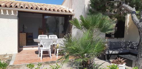 Gîte pour 4 personnes, avec piscine ainsi que jardin et terrasse dans Port Leucate