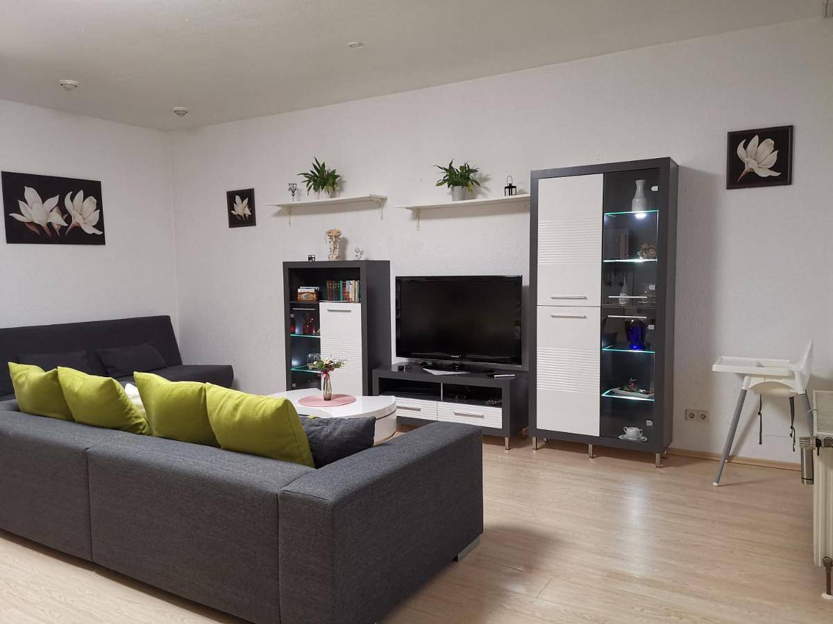 Ganze Wohnung, Two-Bedroom Apartment in Solingen, Bergisches Land