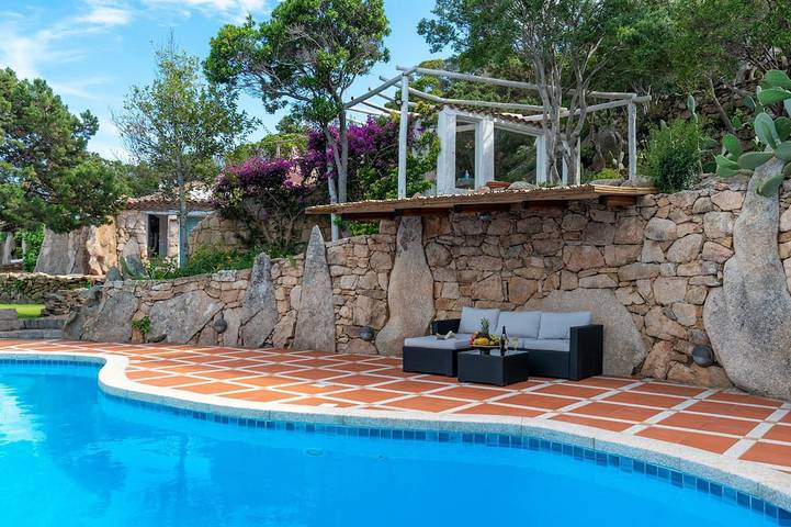 Villa pour 10 personnes, avec Balcon ainsi que Jacuzzi et Jardin à Porto Cervo