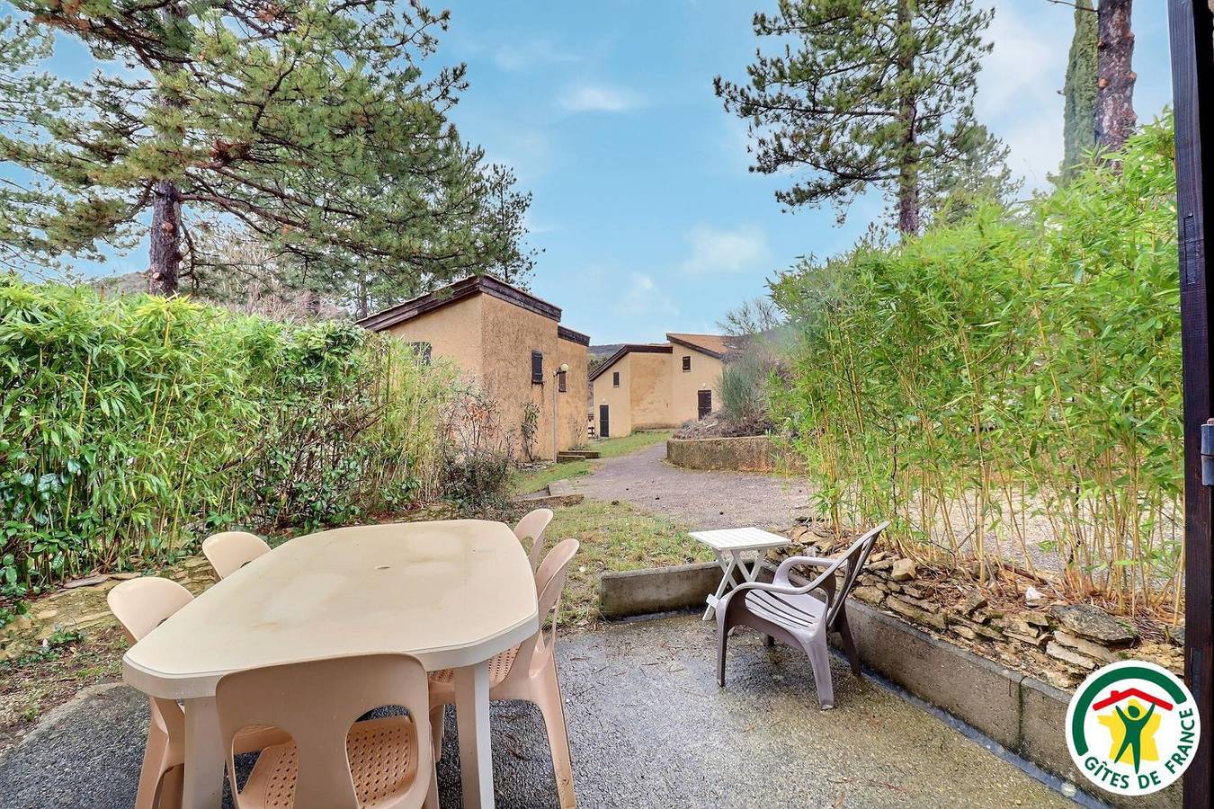 Appart 4 in Montbrun-les-Bains, Región de Nyons