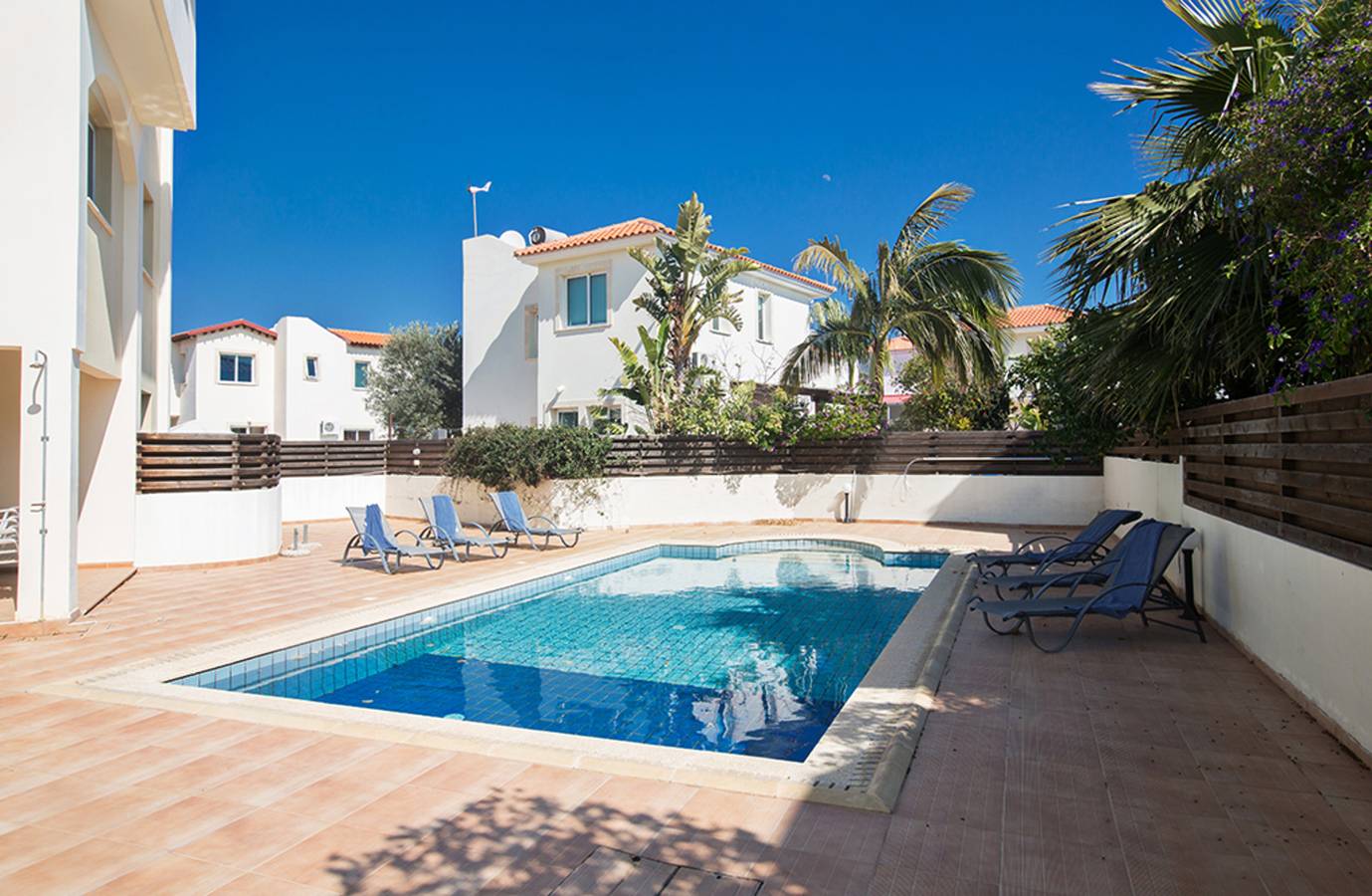 Ganze Wohnung, Ferienwohnung für 5 Personen mit Pool in Südzypern