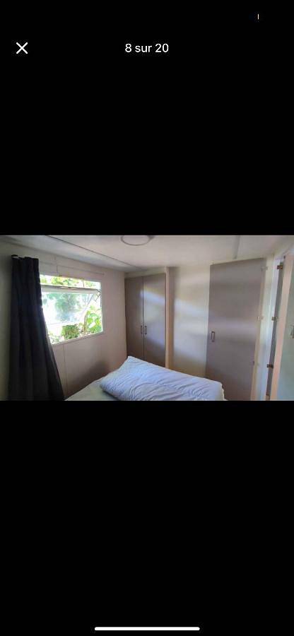 Camping pour 5 personnes, avec piscine ainsi que bassin pour enfant et terrasse
