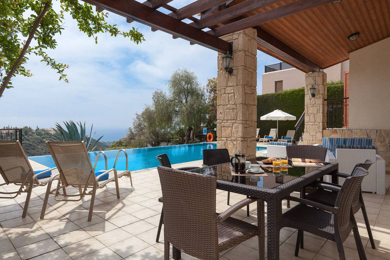 Villa for 6 People in Aphrodite Hills, South Cyprus