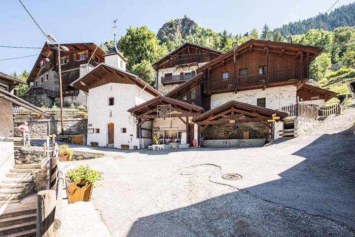Gîte pour 6 personnes, avec vue et balcon, adapté aux familles à Planay - 4