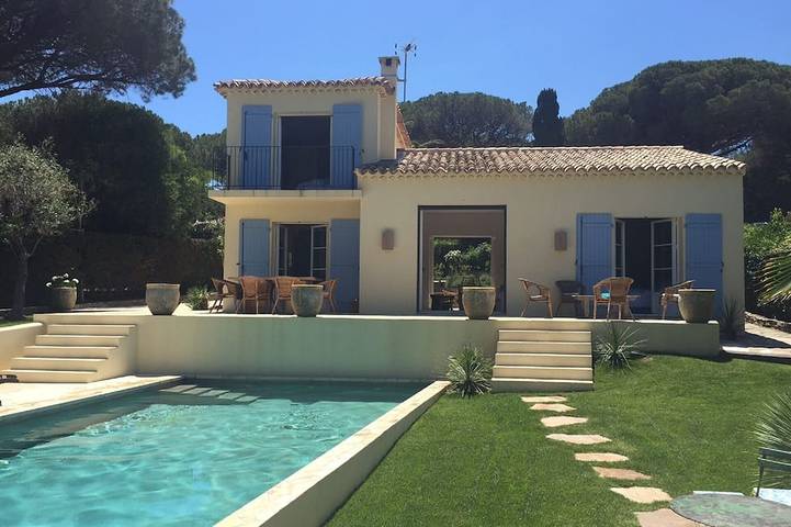 Gîte pour 6 personnes, avec jardin et balcon dans Plage des Salins (Saint-Tropez)