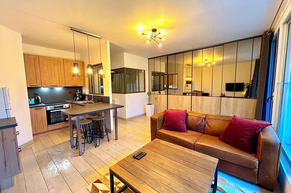 Appartement entier, Havre de paix avec jardin et parking sécurisé à Chantilly, animaux acceptés ! in Gouvieux, Oise