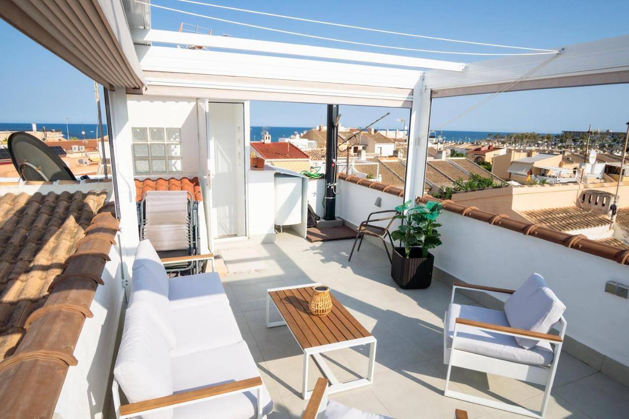 Fewoamann Ferienhaus Mil Palmeras - 2 Min zum Strand & Meerblick in Pilar de la Horadada, Costa Blanca