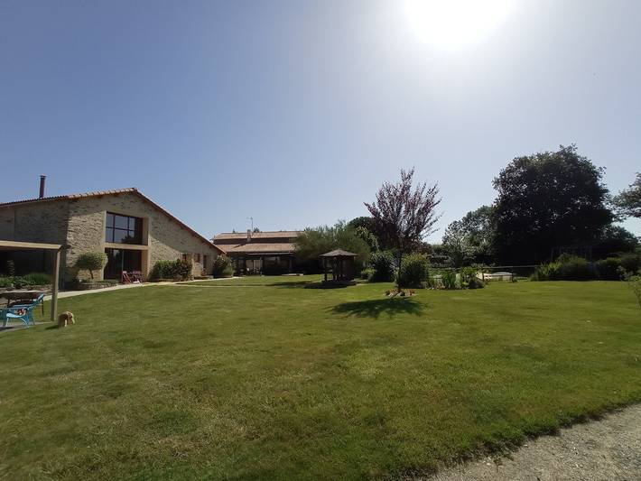Chambre d’hôte pour 5 personnes, avec jardin dans les Pays de la Loire - 3