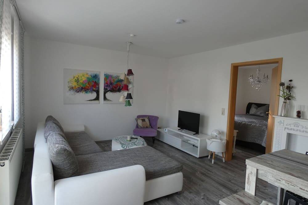 Ganze Wohnung, Ruhige Ferienwohnung im Dorf auf 630 m Höhe am Rande des Schwarzwaldes in Horb am Neckar, Mittlerer Schwarzwald