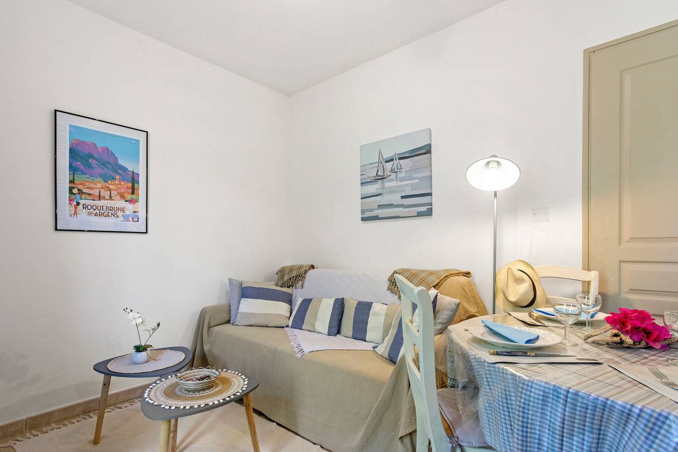 Gîte de encanto con piscina chez Sophie in Roquebrune-sur-Argens, Costa mediterránea (Francia)