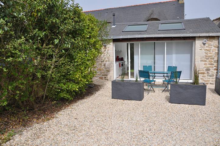Gîte pour 2 personnes, avec terrasse à Plougoumelen - 2