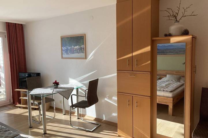 Ferienwohnung für 2 Personen, mit Pool und Balkon in Oy-Mittelberg - 3