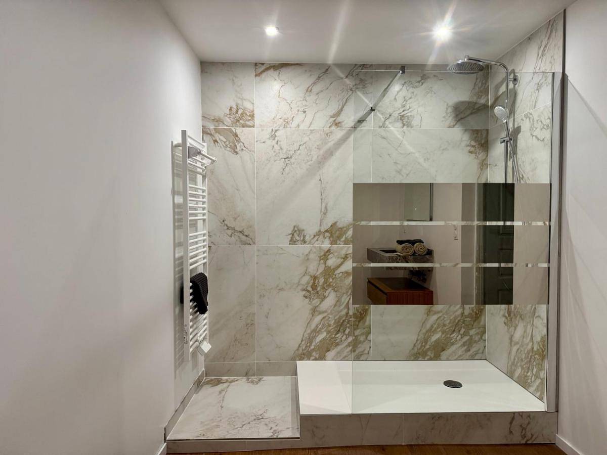 Appartement entier, Two-Bedroom Apartment in Mirecourt, Neufchâteau