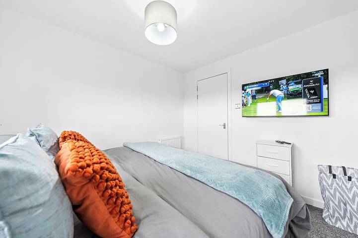 Ganze Wohnung, 3 bed Modern Apartment near Glasgow city Centre,Glasgow airport and Loch Lomond in West Dunbartonshire
