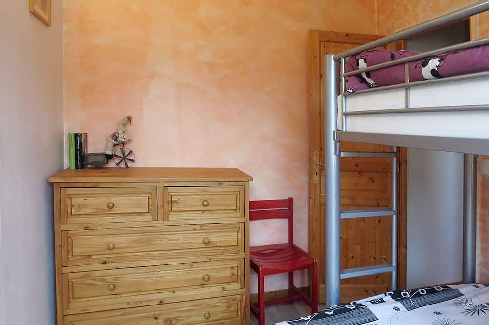 Gîte Gentianes - 3/4 Pers - 500 m du Centre D'autrans - Dans le Parc du Vercors in Autrans-Méaudre-en-Vercors, Parc naturel régional du Vercors