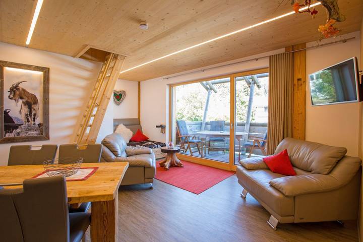 Ferienwohnung für 4 Personen, mit Balkon und Terrasse sowie Garten und Sauna in Pfronten - 2