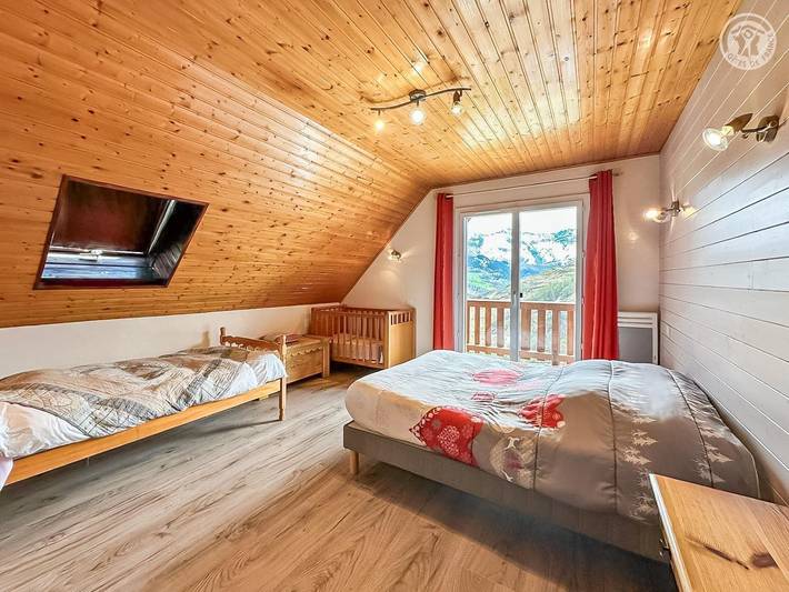 Gîte pour 6 personnes, avec terrasse à Saint-Jean-d'Arves - 3