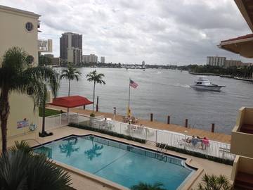 Apartment for 2 Guests in Central Beach, Fort Lauderdale, Picture 3