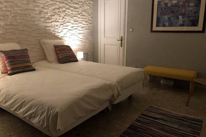 Villa pour 10 personnes, avec jardin et jacuzzi à La Seyne-sur-Mer - 2